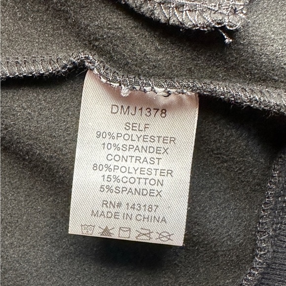 Biker Sweater NWT - Picture 5 of 6